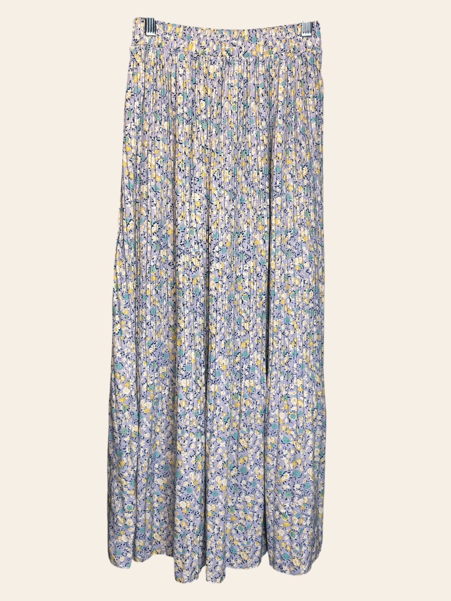 Sweet Fashion Pleated Floral Skirt