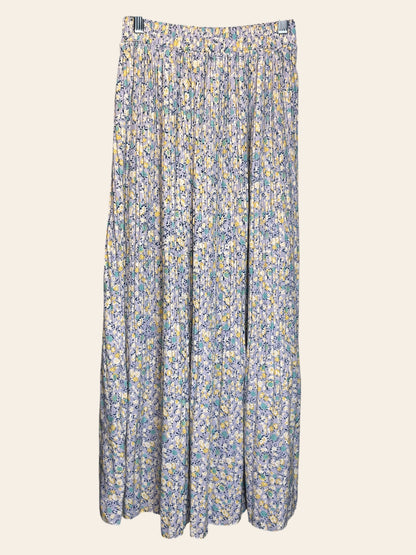 Sweet Fashion Pleated Floral Skirt