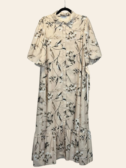 Yakira Bella Dress