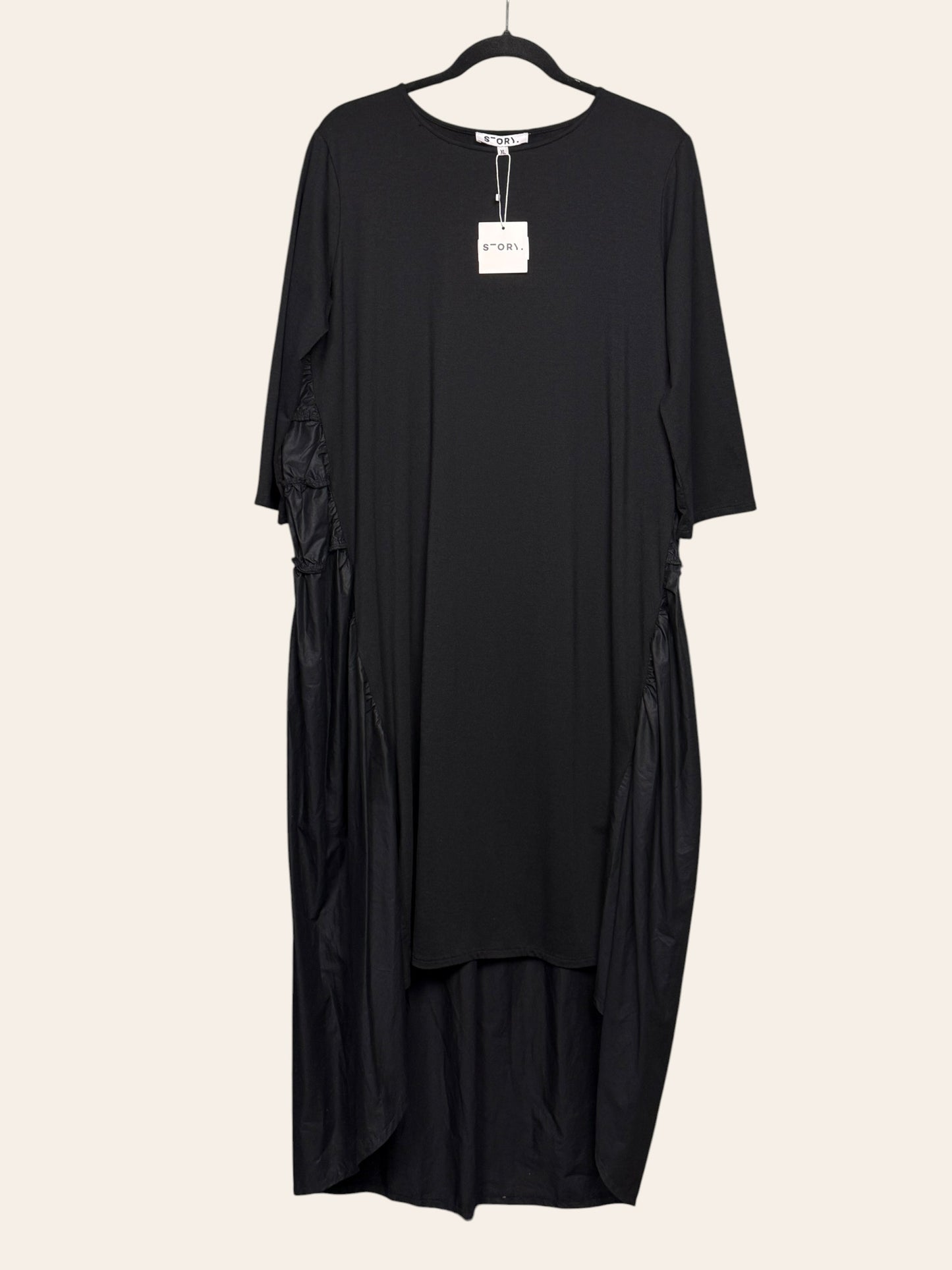 Story Dress