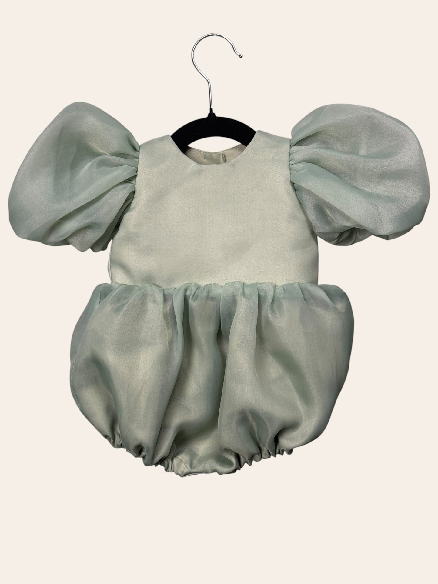 Lisa girls green gown