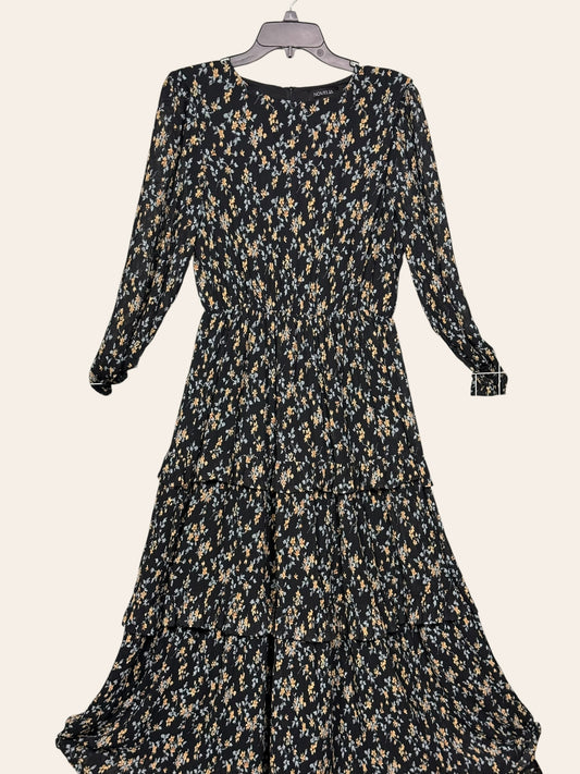 Novella black floral maxi