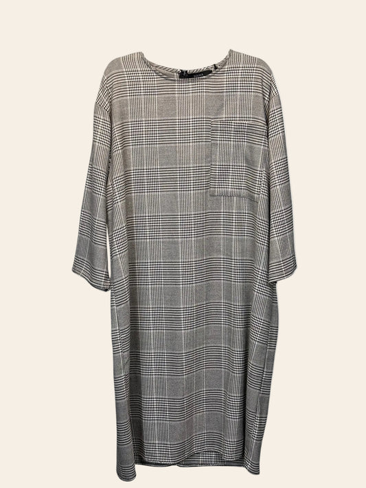 Solika Dress