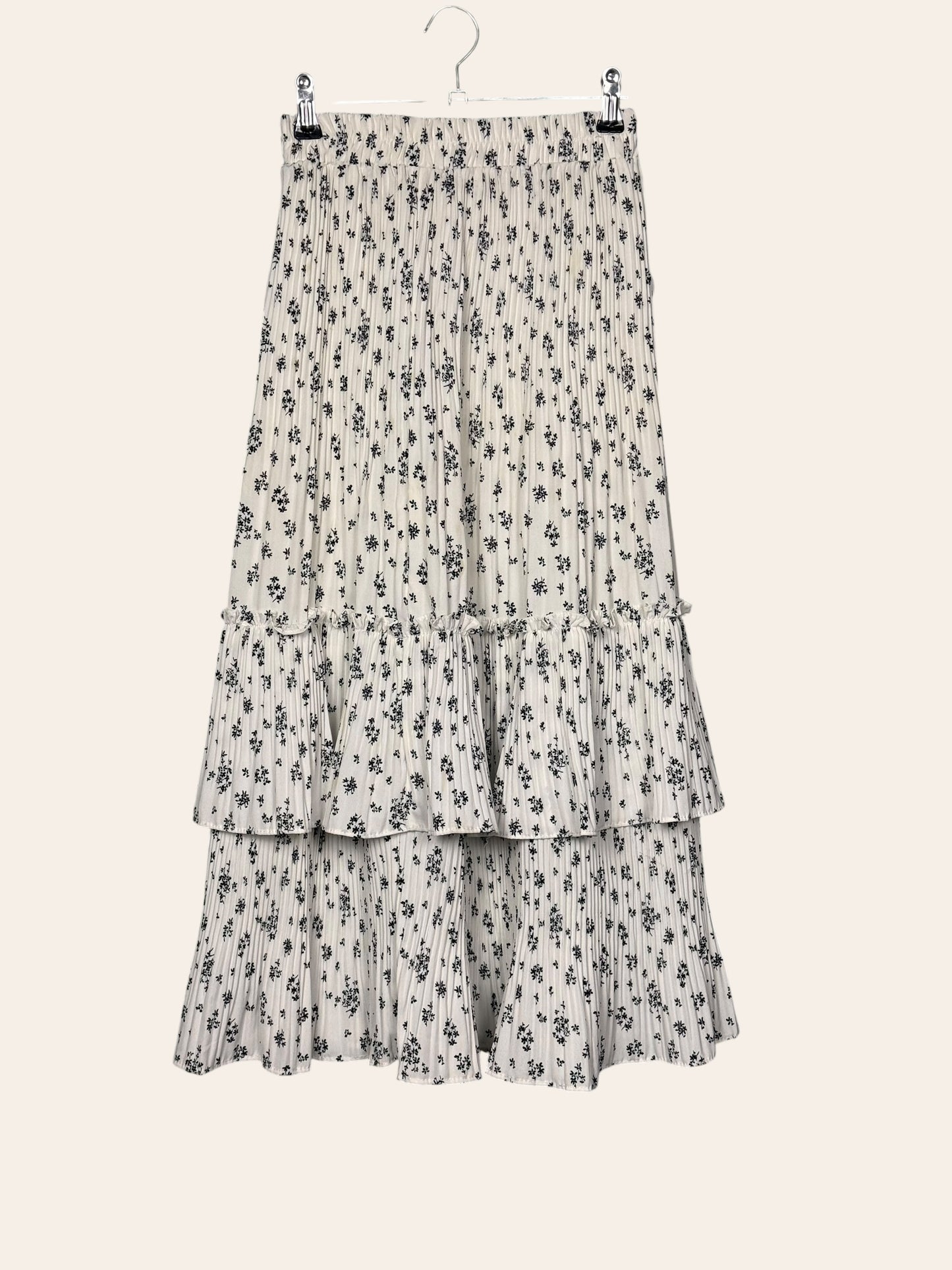Layered pleated black and white floral skirt