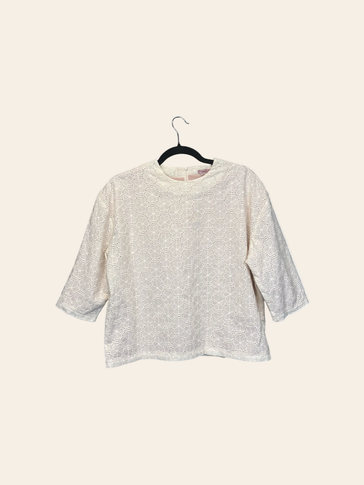 Udel NY Eyelet Top